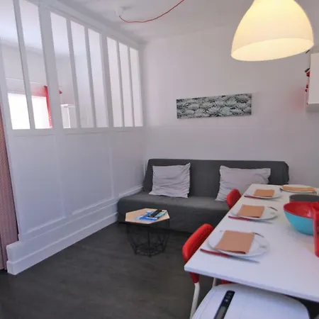 Petit Arbois Apartment